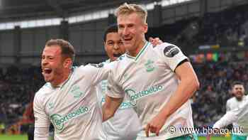 Hull City 1-2 Southampton: Ryan Fraser's stoppage-time winner sends Saints into play-off spots