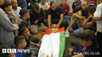 Israelis and Palestinians fear worst to come after Gaza violence