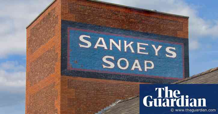 Historic England asks for ‘ghost sign’ photos to create online map