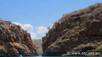 Traditional owners move to ban boats passing through gaps in falls at WA tourist mecca