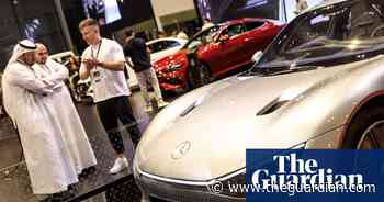 Mercedes says electric car market is brutal for manufacturers