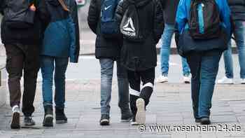 Teenager quälen Mädchen (13) und filmen alles – schockierende Videos aus Neubrandenburg im Netz