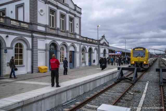 Uitfasering dieseltreinen opnieuw uitgesteld: “Onbegrijpelijk dat een groene minister dit in stand houdt”