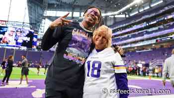 Vikings fan meets Justin Jefferson after going viral for her gameday reactions