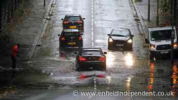 London Weather: Yellow rain warning issued by Met Office