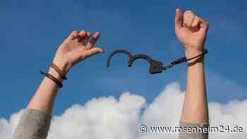 Häftling stellt sich nach über 20 Jahren: Geflüchteter steht plötzlich vor Polizei