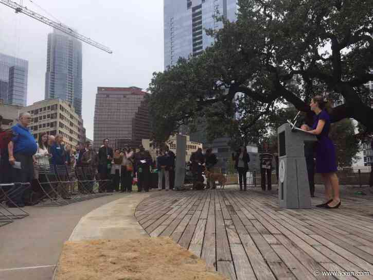 Pilot program brings private security to Republic Square