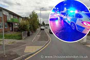 Man, 33, stabbed in White Hart Lane, Collier Row