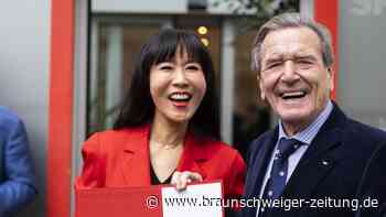 60 Jahre SPD-Mitgliedschaft: Altkanzler Schröder geehrt