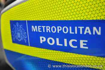 Eltham Well Hall Road: Three vehicle crash