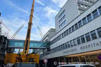30 Tonnen schwere Brücke schwebt ein