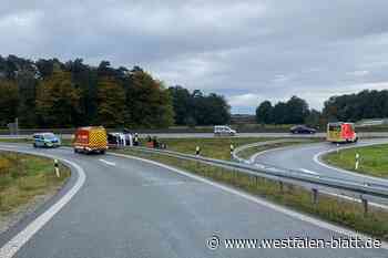 Transporter kippt auf A33 bei Bielefeld um