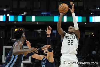 Middleton Won't Play Sunday Against Hawks as Bucks Monitor His Workload in Return From Knee Surgery