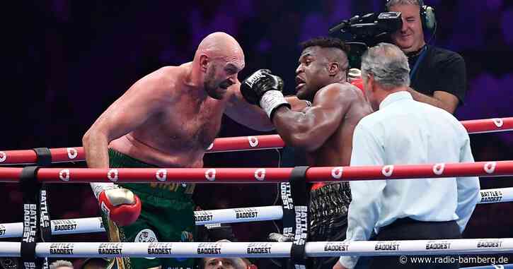 Knapper Sieg im Schaukampf: Fast-Blamage für Champion Fury