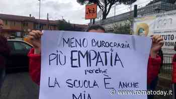 Salta la gita dei figli. La protesta dei genitori di Roma nord invade la scuola