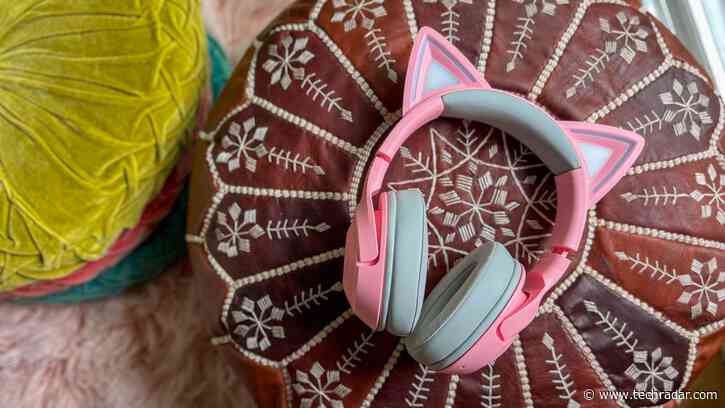 Razer Kraken Kitty V2 BT review: Lots of cat-itude, but don’t turn up the mew-sic just yet