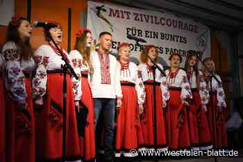 Paderbornlied der Ukrainer und Kundgebung der Palästinenser