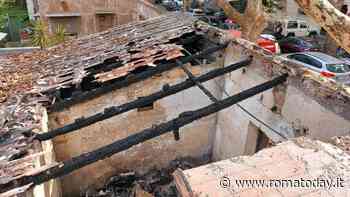 Incendio a Monteverde, dalla proprietà dell'immobile all'amianto nel tetto. Tutti i punti oscuri della vicenda