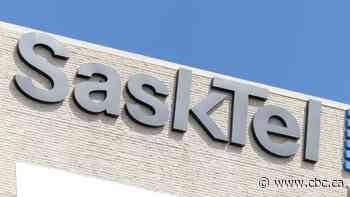 Fire burns SaskTel infrastructure in Saskatoon's Nutana neighbourhood