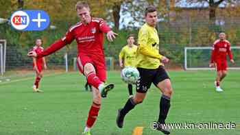 Kapitän Büssau trifft spät zum Ausgleich des TSV Flintbek gegen den Wiker SV