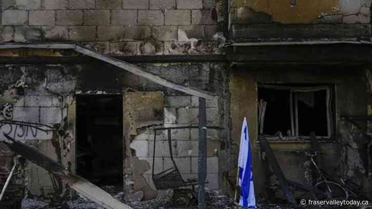 Son of Canadian hostage in Gaza: “Military actions don’t solve anything”