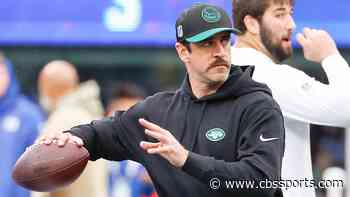 Aaron Rodgers injury update: Jets QB throws passes, drops back in warmups ahead of Week 8 game vs. Giants