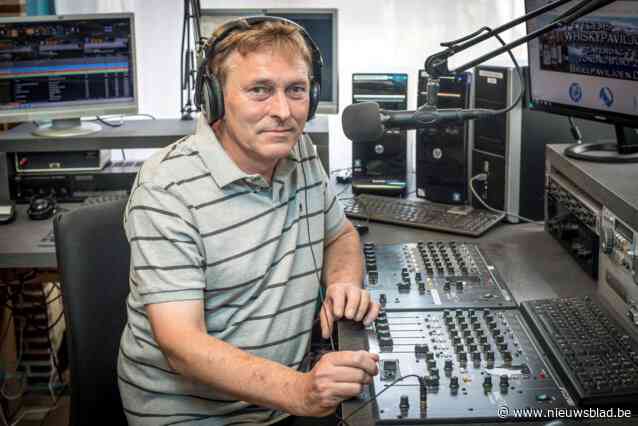 Zes jaar nadat Caraad FM uit de ether verdween, zien alle medewerkers elkaar nog eens terug: “Herbeginnen zit er wel niet meer in”