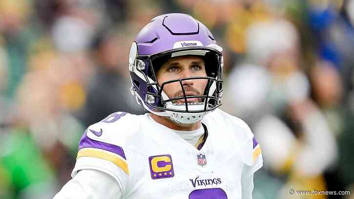 Vikings fear Kirk Cousins suffered torn Achilles in win over Packers, head coach says