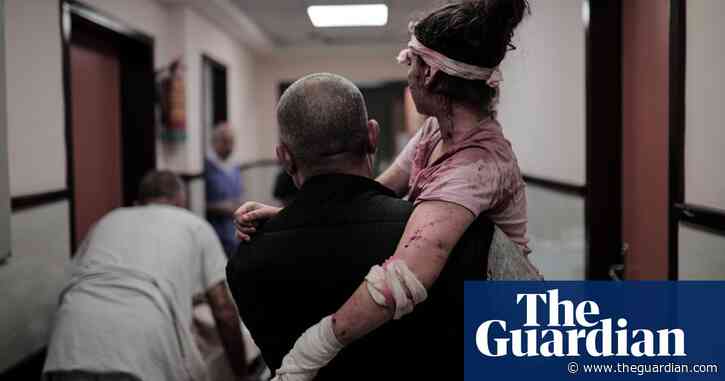 Doctors in Gaza use phone torches as hospitals run out of fuel for generators – video report