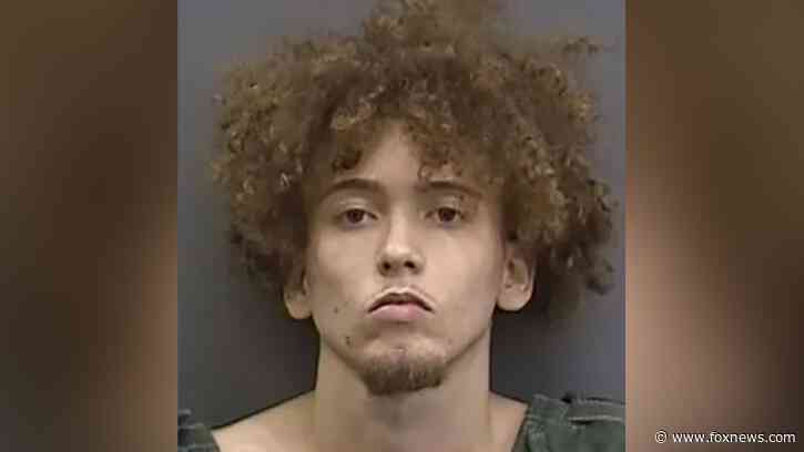 Suspect arrested in Tampa shooting that left 2 dead, 16 injured