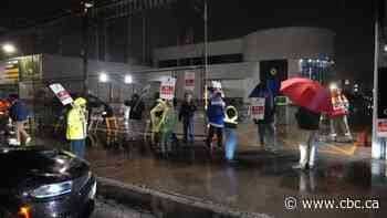8,200 Canadian autoworkers at Chrysler parent Stellantis on strike