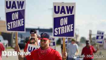 US car giant agrees pay deal to end strike