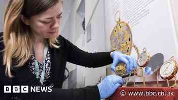 When do the clocks go back in October? UK set for change to GMT