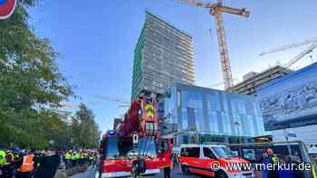 Feuerwehr korrigiert Zahl der Toten bei Unfall nach unten