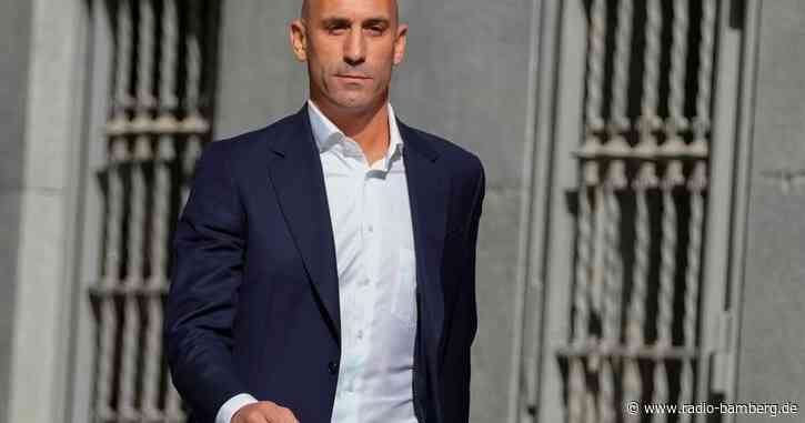 FIFA sperrt Rubiales nach Kuss-Skandal für drei Jahre