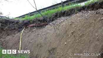 Hedge End landslip repairs to shut road near M27 for 14 weeks