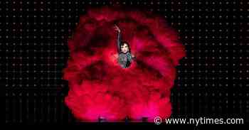 Review: ‘Chicago,’ With Nary a Finger Snap