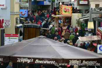 Lübbecke: Wurstmarkt trotz wechselhaften Wetters gut besucht