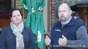 Bauern demonstrieren in Oberaudorf gegen Verbot der Anbinde- und Kombihaltung