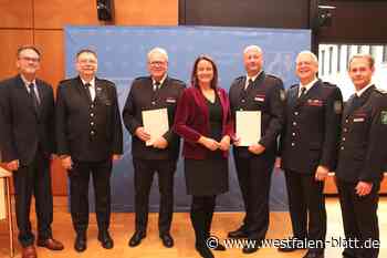 Hüllhorst: Michael Kirchhoff als Bezirksbrandmeister verabschiedet