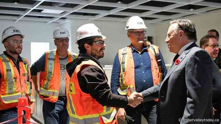 Labour shortages: Quebec to fast-track training for some in-demand construction jobs