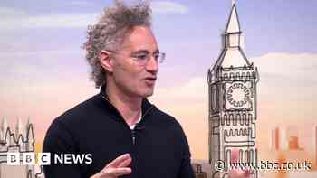 Sale of NHS data up to government, says tech boss