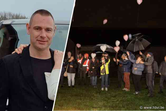 Ingetogen herdenking van Tim Wils die jaar geleden werd doodgestoken: “Waarom loopt de dader nog altijd vrij rond?”