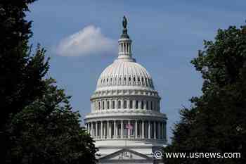 Senators Ask US Regulators to Address Airline Frequent Flyer Programs