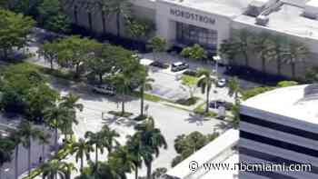 Man accused of filming woman in Forever 21 fitting room at Aventura Mall