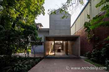 Hamidur Rahman Memorial Complex / Marina Tabassum Architects