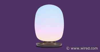 Skyview 2 Wellness Lamp Review: An Artificial Sun for Your Room