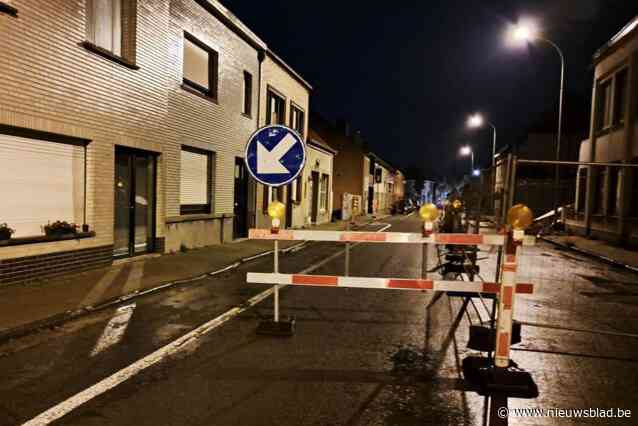 Jongeren verschuiven signalisatie wegenwerken in dorpscentrum