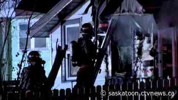Saskatoon Fire Department battles early-morning house fire