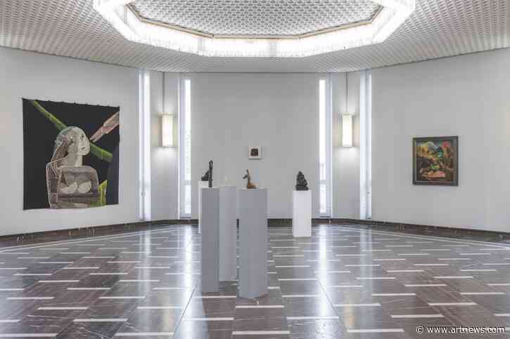 In Berlin, Autumn’s Art Shows Usher in an Anxious Changing of the Seasons